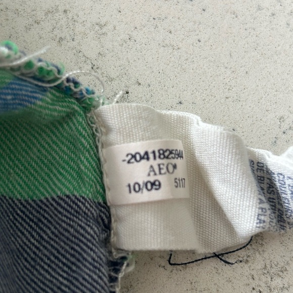 American Eagle 2009 Plaid Flannel Shirt Blue & Green - Picture 5 of 8